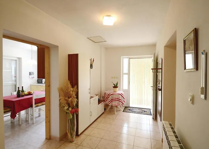 Marceljani Kolcic Breg Holiday home