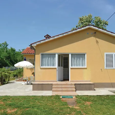 Superbe Maison D'une à Marceljani Hébergement de vacances