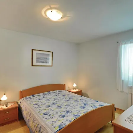 1 Bedroom Amazing Home In Marceljani * Vinez